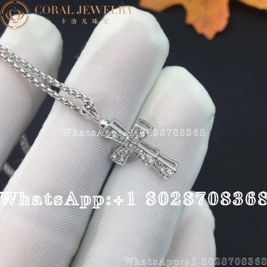 Bulgari Croce Pendants Necklace 18 Kt White Gold and Pavé Diamonds Ref.: 354038 - Image 3