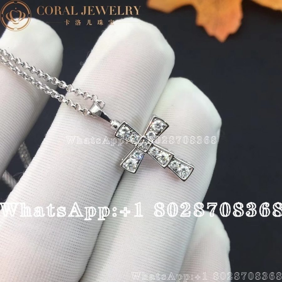 Bulgari Croce Pendants Necklace 18 Kt White Gold and Pavé Diamonds Ref.: 354038 - Image 4