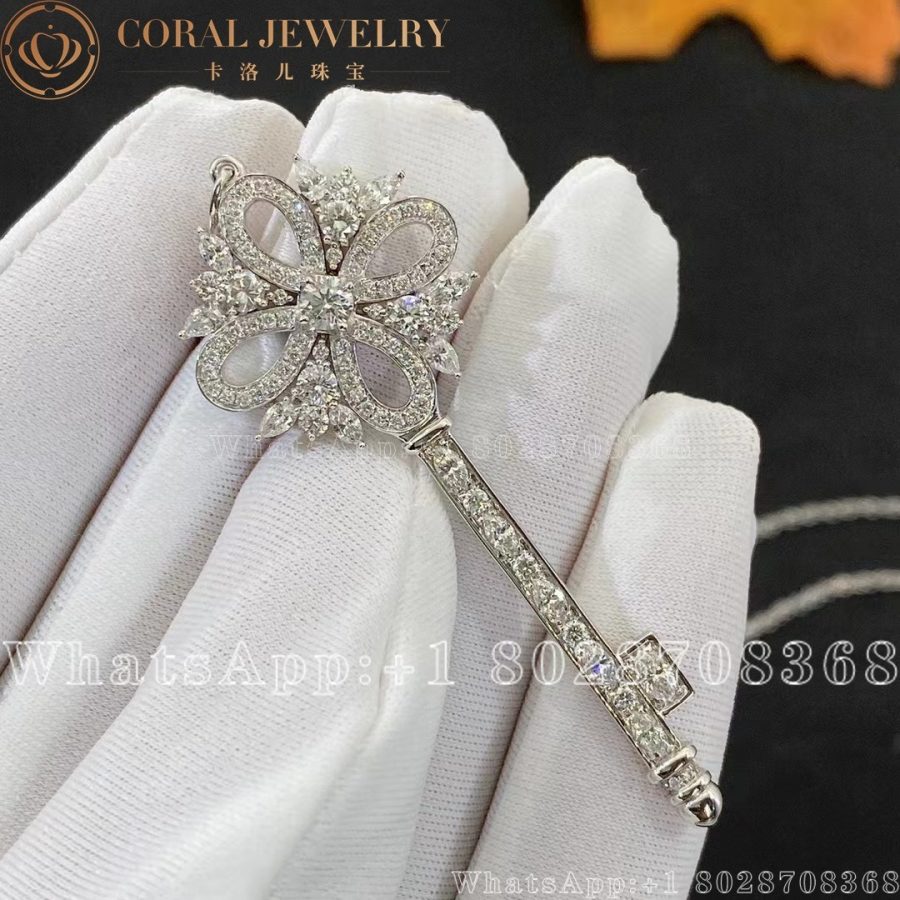 Tiffany Keys Tiffany Victoria® Key Pendant - Image 3