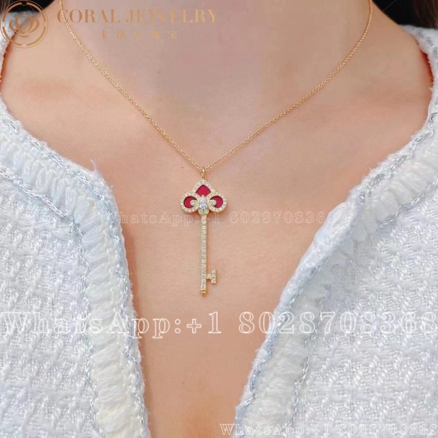 Tiffany Keys Fleur de Lis Key in Yellow Gold with Diamonds and Cornelian - Image 3