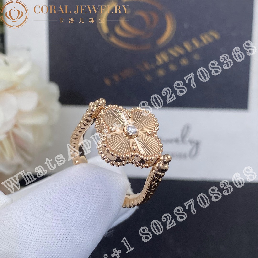 Van Cleef & Arpels Vintage Alhambra Reversible Ring 18K rose gold, Carnelian, Diamond VCARP7U500