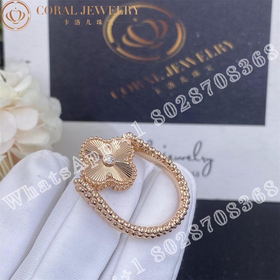 Van Cleef & Arpels Vintage Alhambra Reversible Ring 18K rose gold, Carnelian, Diamond VCARP7U500 - Image 3