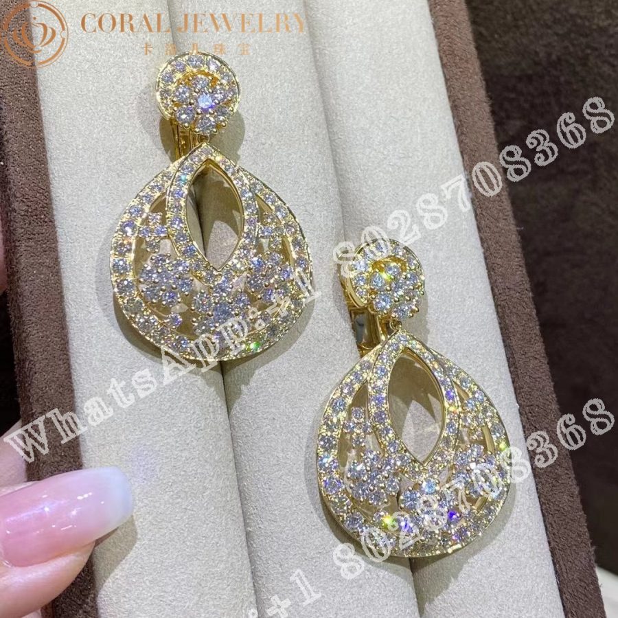 Van Cleef & Arpels Snowflake Earrings, Large Model 18k Yellow Gold, Diamond VCARO3RU00 - Image 3